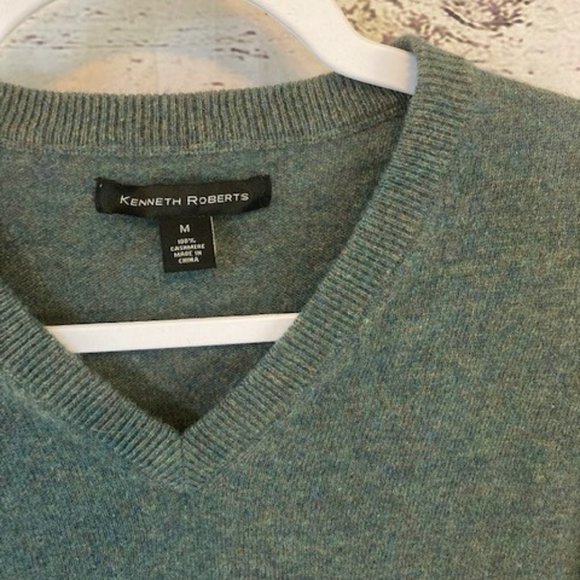 Kenneth Roberts green soft cashmere sweater - Picture 3 of 8